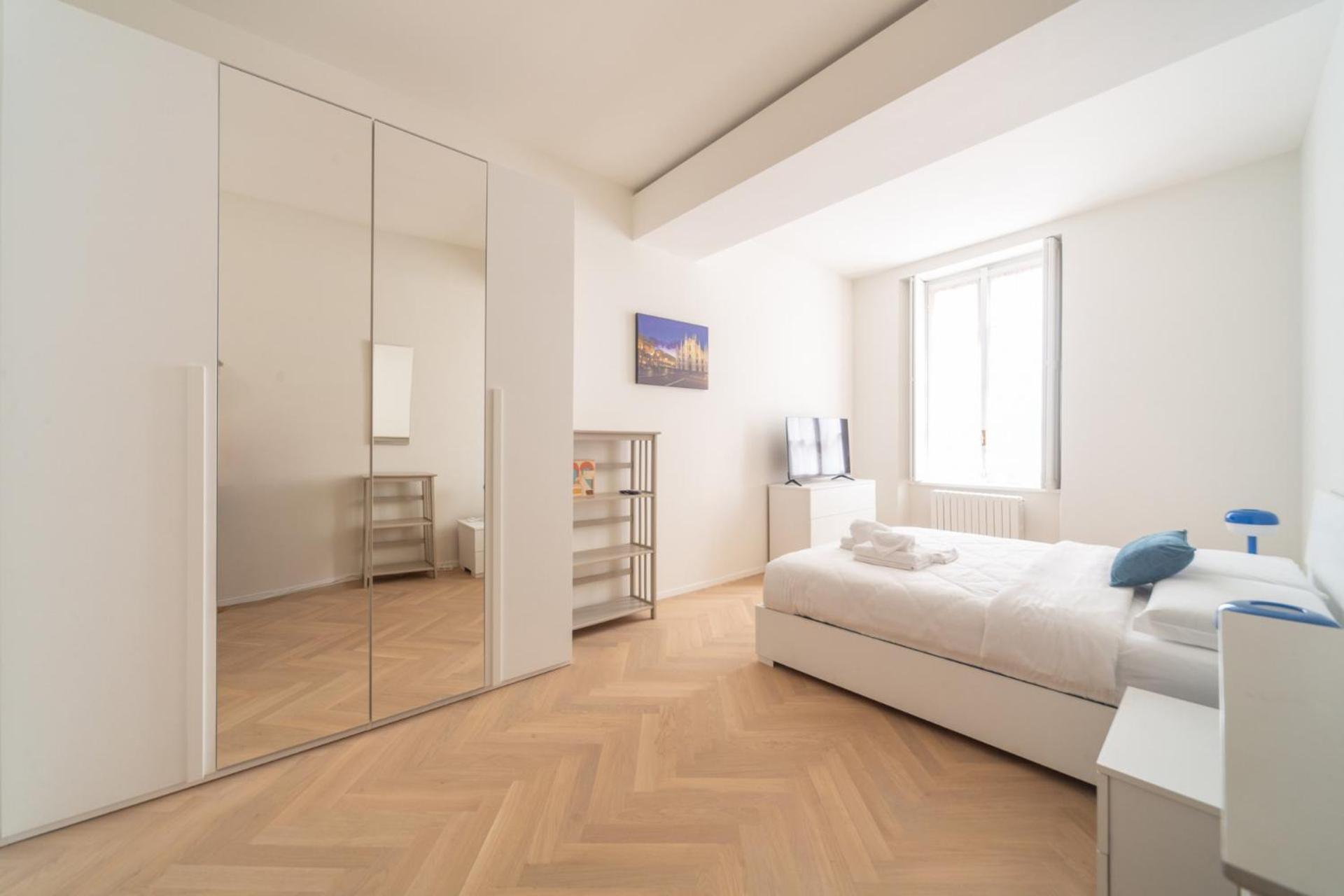 Charming 2-bedroom In Milanese Building * Mailand